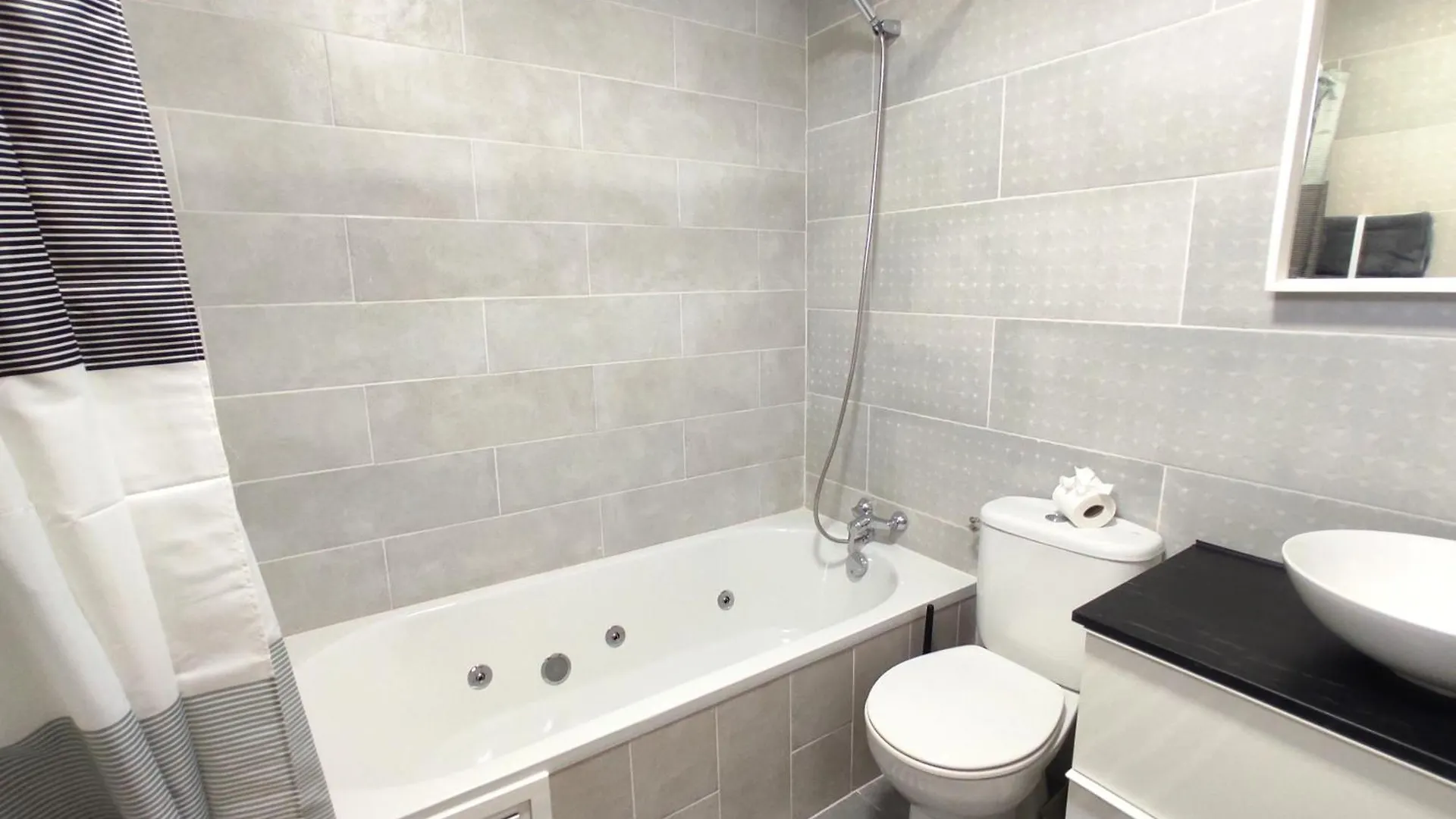 Love Gara, Duplex Pareado Piscina Privada By Flamingo House Costa Teguise 0*,  Spain